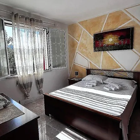Apartamento Borgo San Teodoro 2